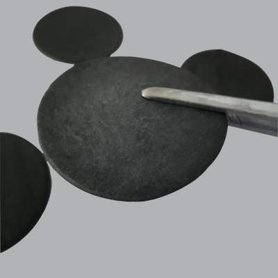 碳纖維(wéi)導熱墊片(piàn)