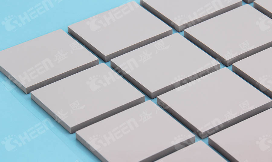 導熱矽膠墊(nian)片在電池管理(li)系統中的關鍵(jian)應用